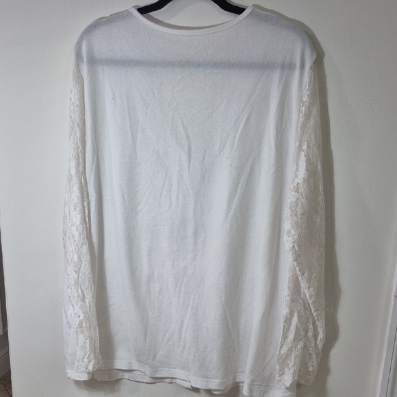 Womens Plus 3X White Lace Sleeve Women's Blouse - Picture 4 of 12